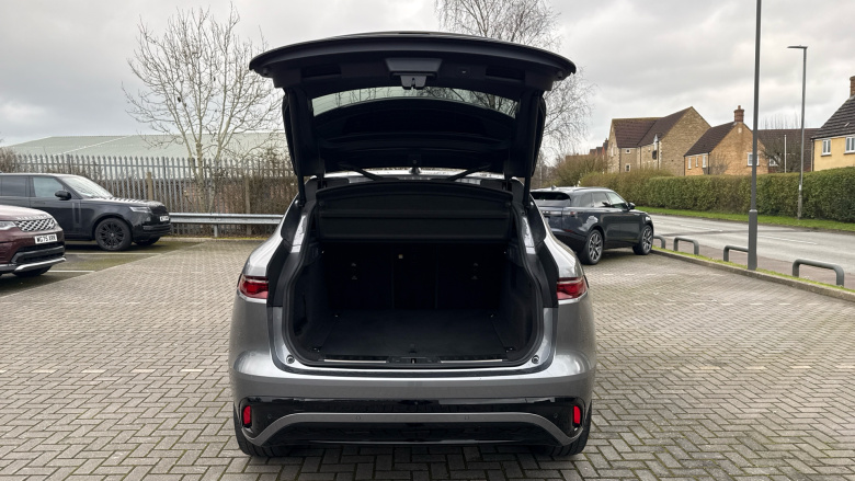 Jaguar F-Pace 2.0 D200 R-Dynamic Black 5dr Auto AWD Diesel Estate